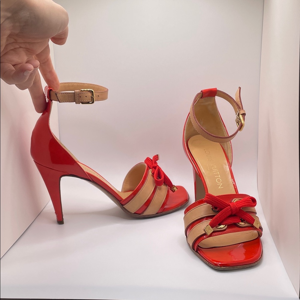 Louis Vuitton Red Patent Leather Heels with Bow gold LV original box & dust bag - Picture 8 of 17